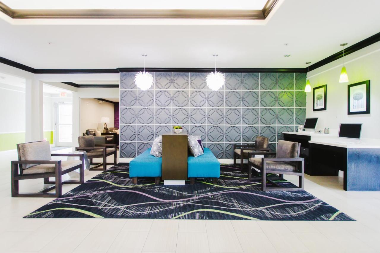Palacio Royale Inn Signature Katy Zewnętrze zdjęcie